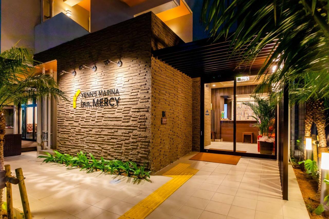 Yenns Marina Inn Mercy Гинован Экстерьер фото