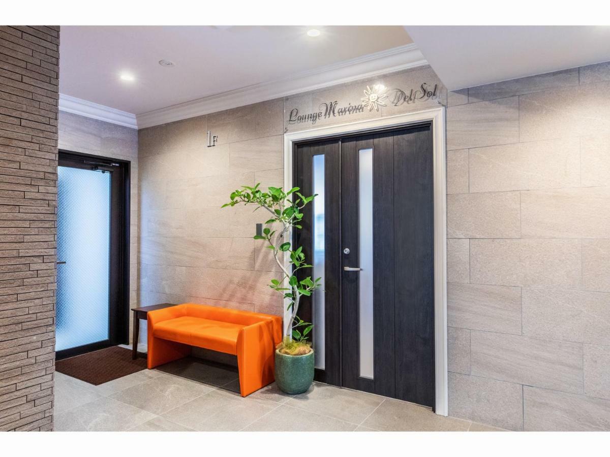 Yenns Marina Inn Mercy Гинован Экстерьер фото